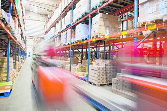 Les acteurs de la logistique et ceux du commerce de détail comptent sur une liaison efficiente entre toutes les ­régions du pays. Un 2e tube au Gothard est capital.