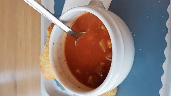 Potage riche: prescrire un régime maigre pour les Chambres, qui ont trop dépensé.Photo: Ogi