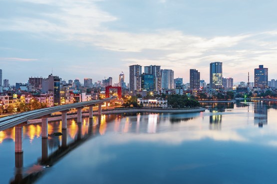Für viele gilt Vietnam als der nächste grosse Wachstumsmarkt: Blick auf die Skyline der Hauptstadt Hanoi.Bild: 123RF