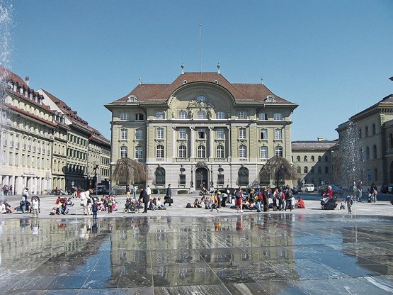 Die Schweizerische Nationalbank am Bundesplatz in Bern: «Wird die SNB zur Monetisierung der Staatsausgaben missbraucht, droht ein wichtiger Pfeiler unserer Stabilitätskultur und damit der Preisstabilität einzubrechen», sagt Christoph Schaltegger.Bild: zVg