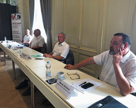 KMU-Vertreter für den Höhenflug Air2030 (v. l.): Toni Lenz, Präsident Berner KMU, Jean-François Rime, sgv-Präsident, André Berdoz, sgv-Vizepräsident, und Werner Scherrer, Präsident KMU- und Gewerbeverband Kanton Zürich.Bild: Corinne Remund