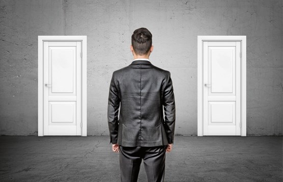 Zwei Türen zur Wahl – oder doch bald nur noch eine?Bild: 123RF