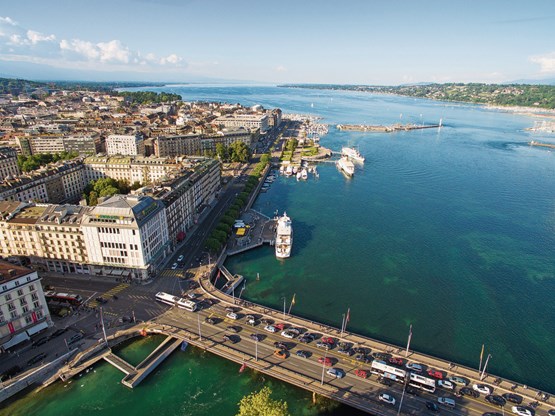 Routes, transports publics, bâtiments officiels: pour les PME, l’accès aux marchés publics est une ressource non-négligeable (Genève).Bild: 123RF